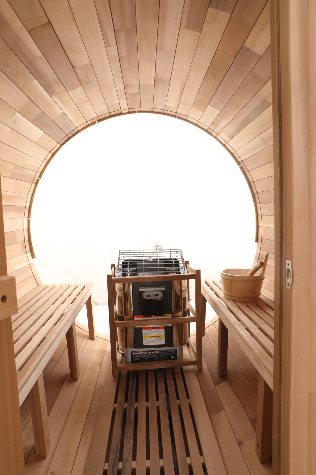 Blisspod Prague | Sauna tonneau extérieur en cèdre rouge | 4 à 6 personnes